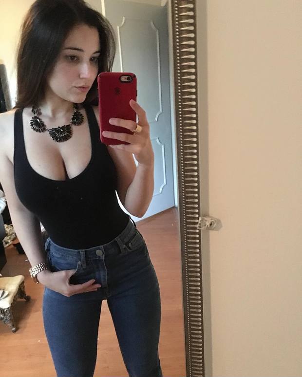 Angie Varona