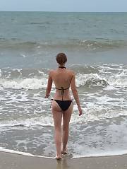 Cassey Exposing Hot Butt In Bikini